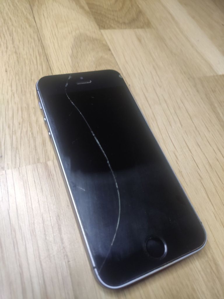 Объявление Apple IPhone 5s 16GB (під ремонт) Б/У