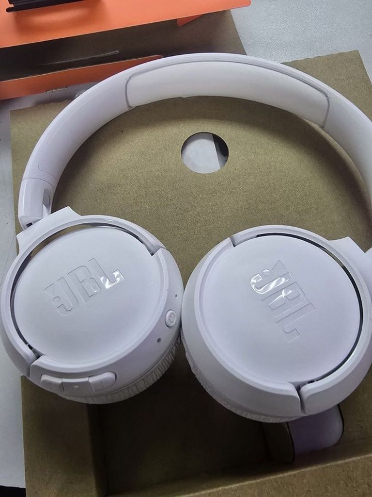 Объявление Jbl tune 520bt Б/У