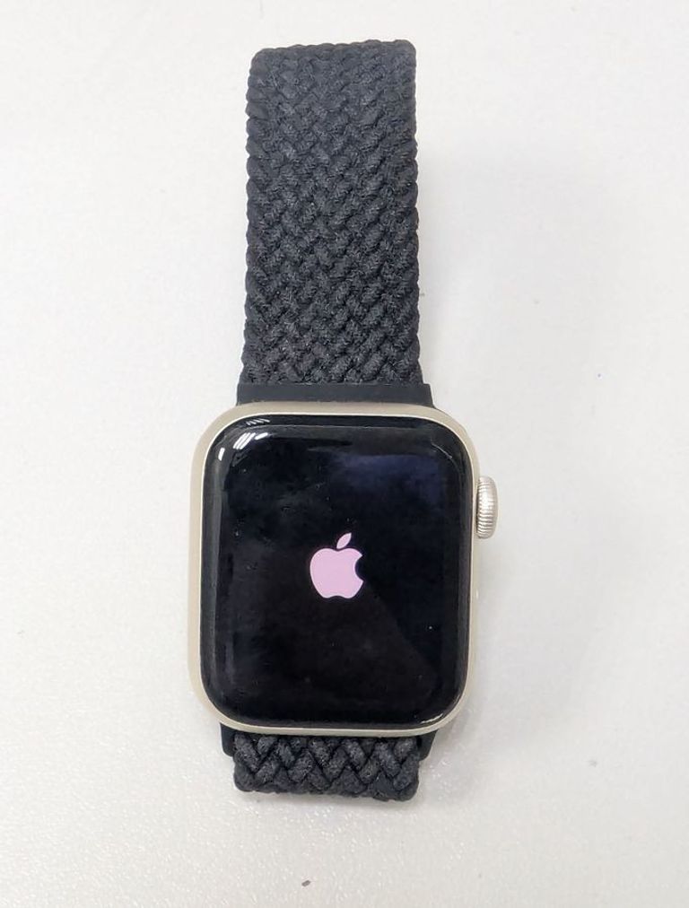 Купити Apple watch se 2 gps 40mm aluminium case Б/У