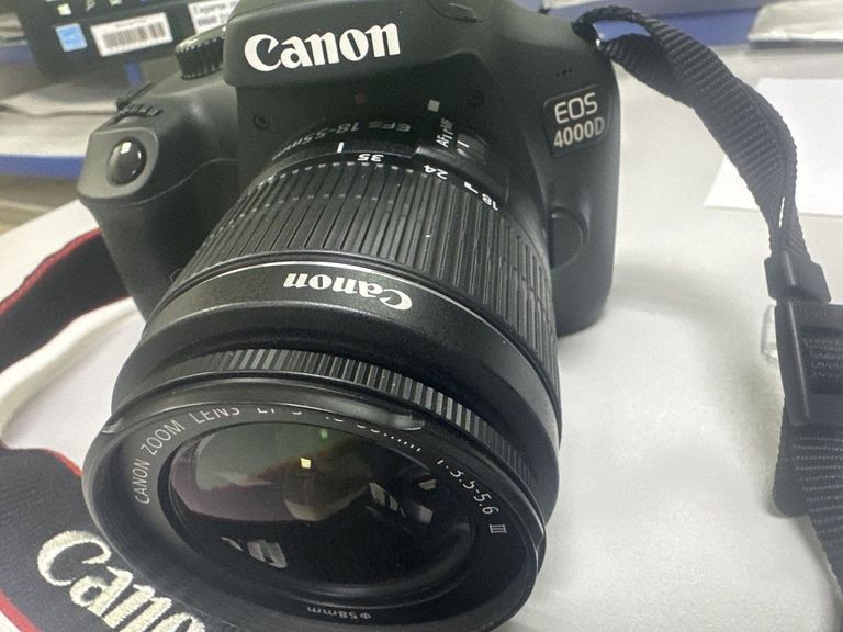 Оголошення Canon eos 4000d + ef-s 18-55mm macro 0-25m 0,8ft Б/У