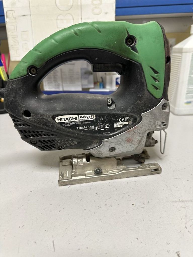 Объявление Hitachi CJ90VST Б/У