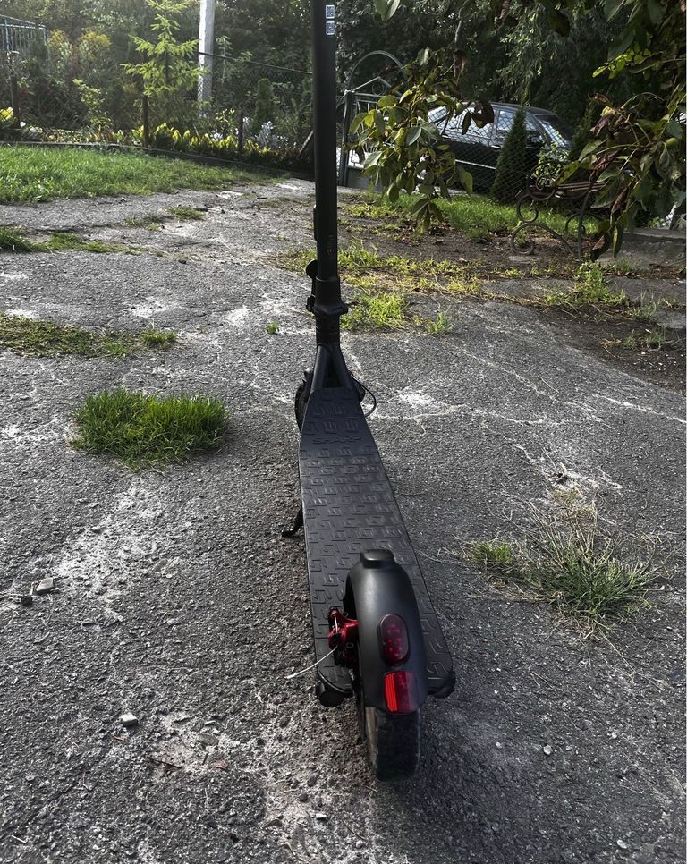 Дешево Sharp Electric Scooter (EM-KS1AEU-B) з ломбарду