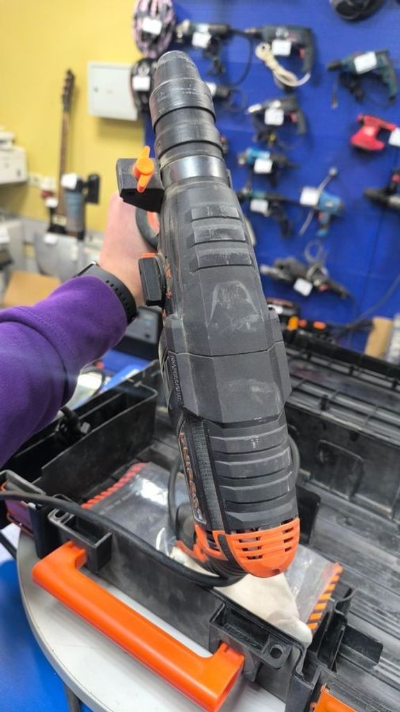 Дешиво Dnipro-M rh-100q с ломбарда