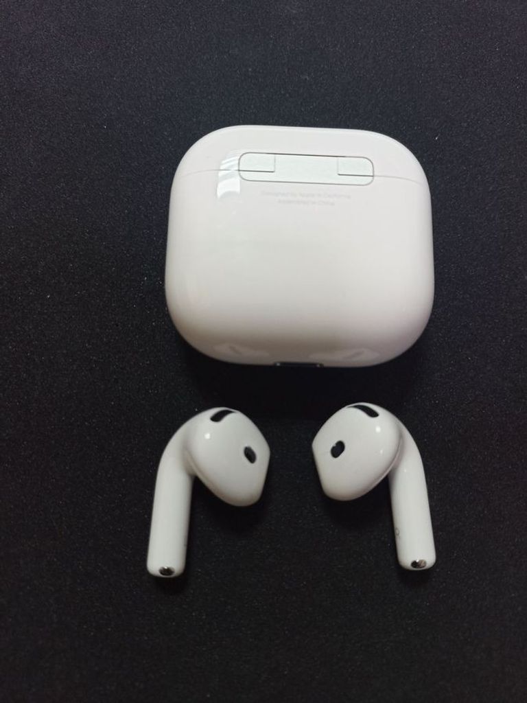 Розпродаж Apple airpods 4, продавець Техноскарб