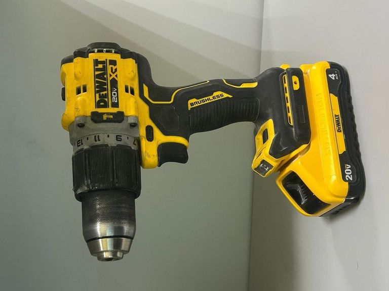 Dewalt dcd805 + 1акб 20v 6ah + зп Код:01-200919955. Изображение 9