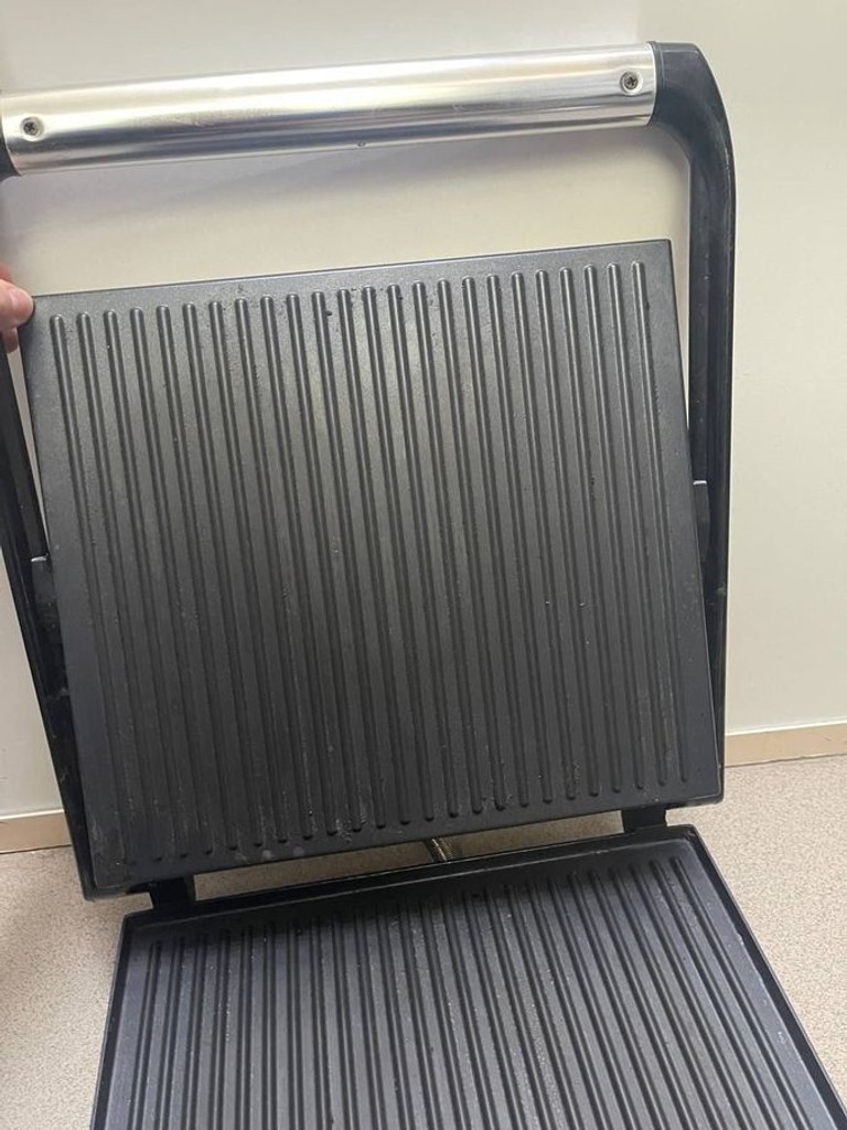 Дешево Tefal GC241D38 з ломбарду