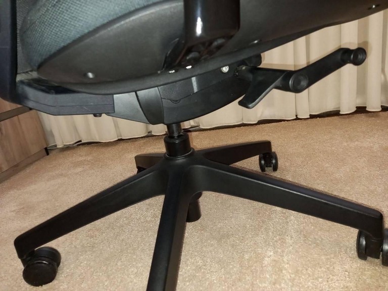 Дешево  Wonder Midback з ломбарду