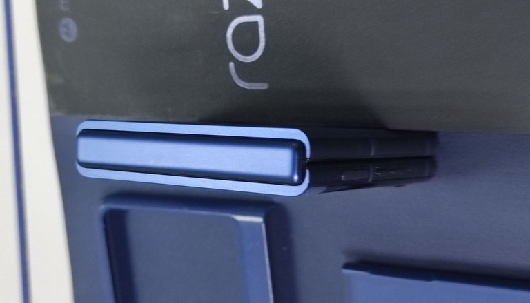 Motorola Razr 60 8/256GB Gibraltar Sea Код:01-200930603. Зображення 9