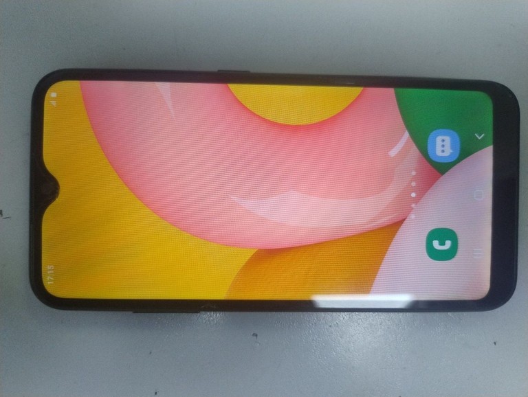 Оголошення Samsung galaxy a01 2/16gb Б/У