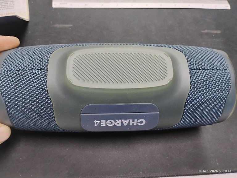 Купить Jbl charge 4 Б/У