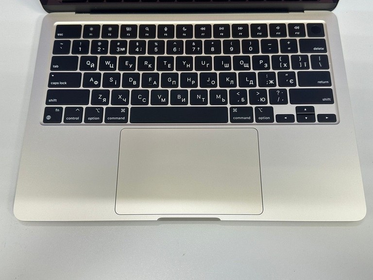 Apple macbook air 13.6/ m2 / ram 16gb/ ssd 256gb/ gpu 8 core Код:01-200938273. Зображення 9
