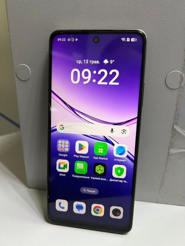 Купити Oppo a5 pro 4g 8/128gb Б/У