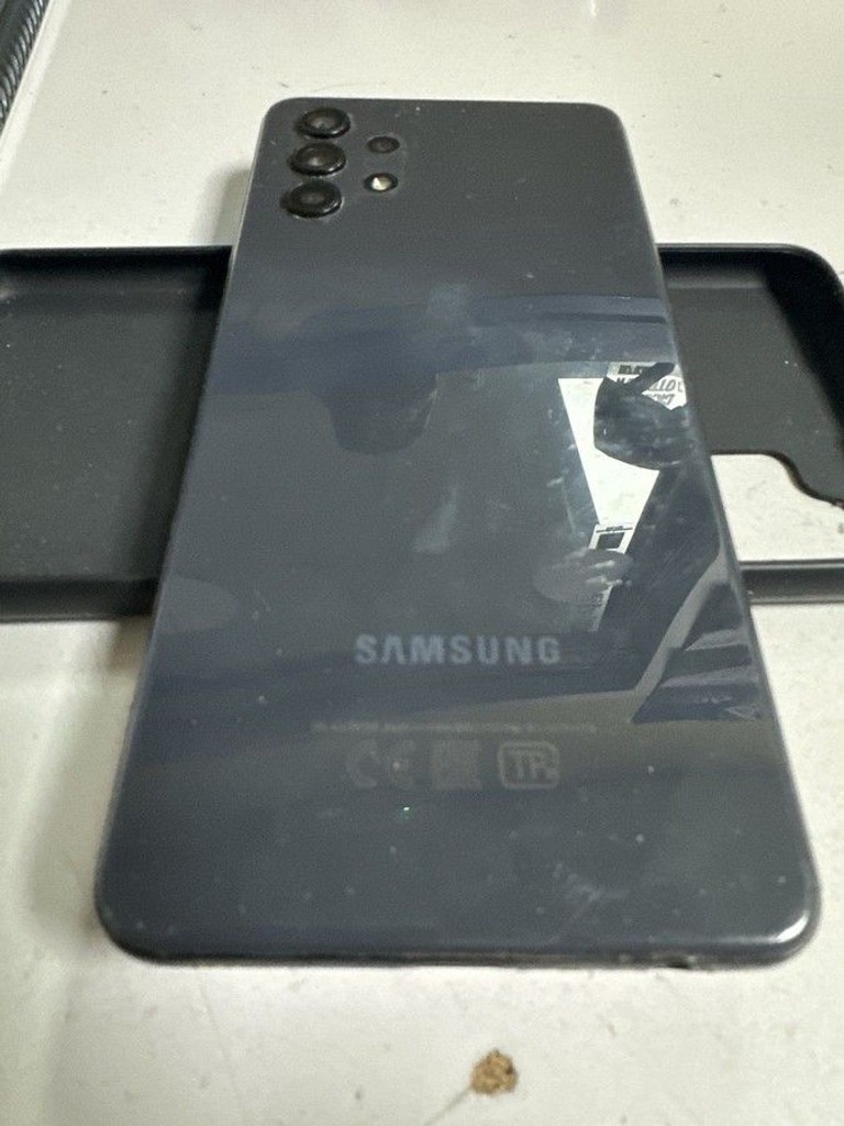 Дешево Samsung a325f galaxy a32 4/64gb з ломбарду
