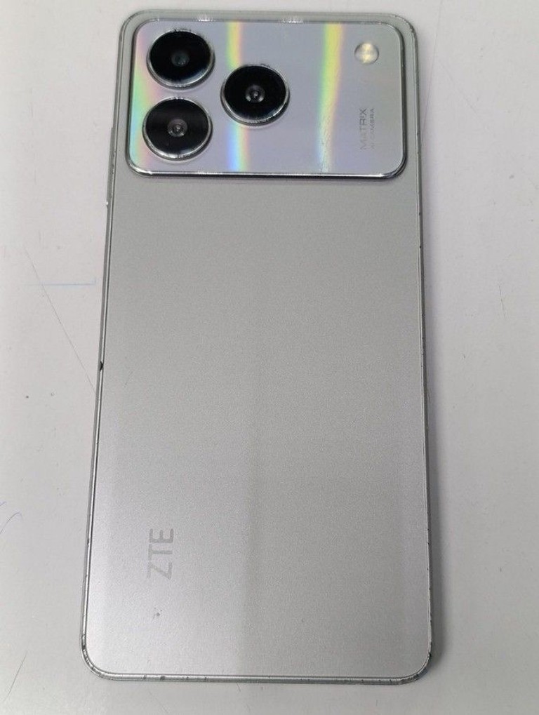 Дешево Zte Blade A76 4/128GB Gray з ломбарду