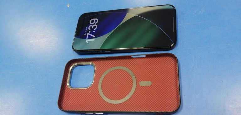 Купити Apple iphone 16 pro max 256gb esim Б/У