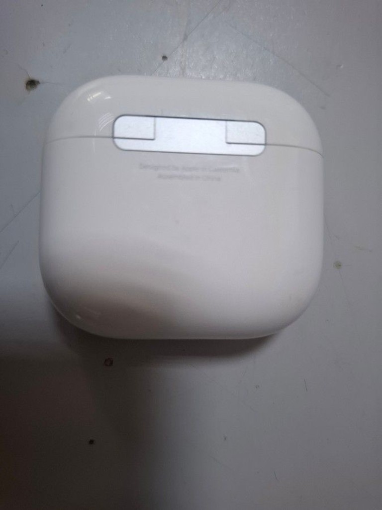 Apple airpods 4 with active noise cancellation Код:01-200975360. Изображение 6