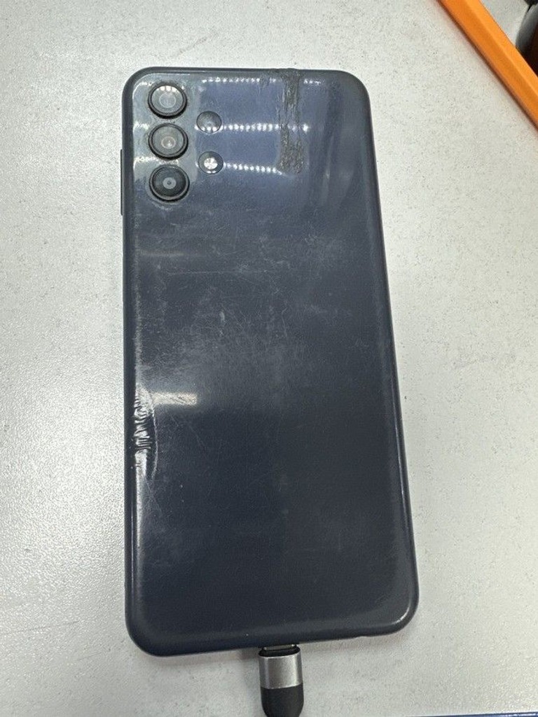 Оголошення Samsung galaxy a13 4/128gb Б/У