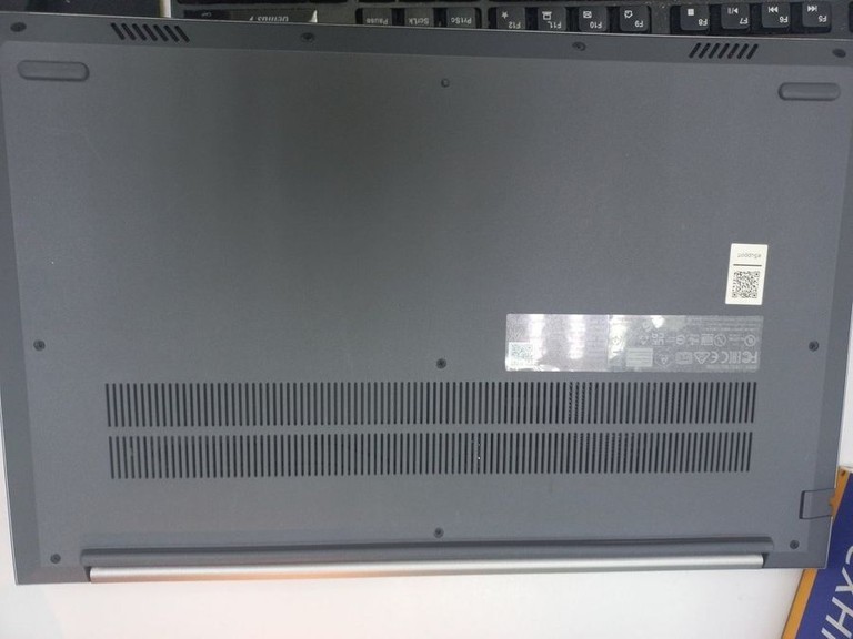 Розпродаж Lenovo 15/ryzen 5 5625u ddr4/8gb ddr4/hdd *відсутній/ssd 256 gb/*інтегрована, продавець Техноскарб
