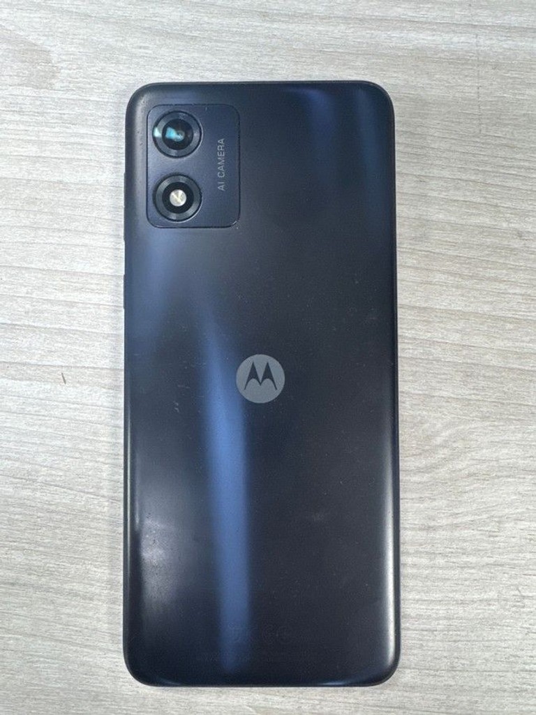 Дешево Motorola moto e13 2/64gb з ломбарду