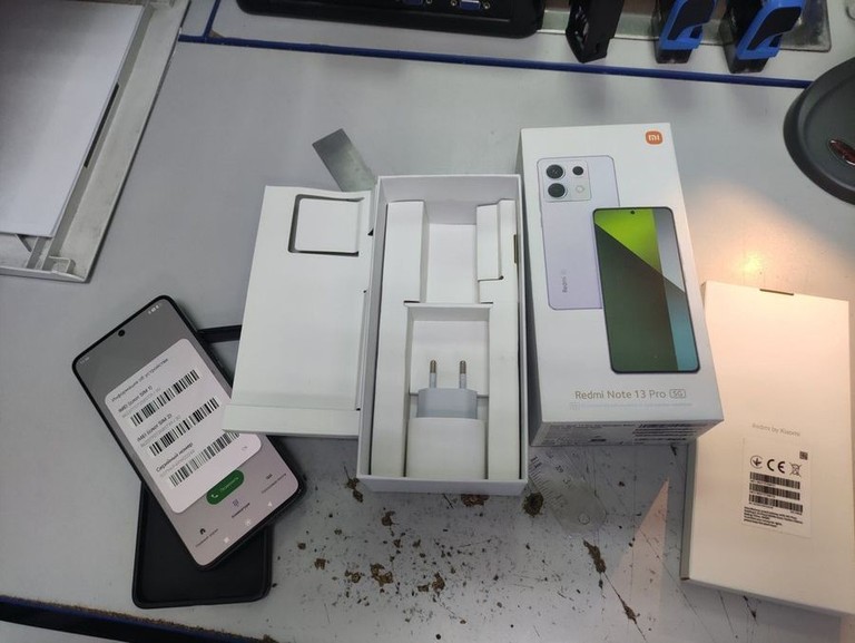 Дешиво Xiaomi redmi note 13 pro 5g 8/256gb с ломбарда