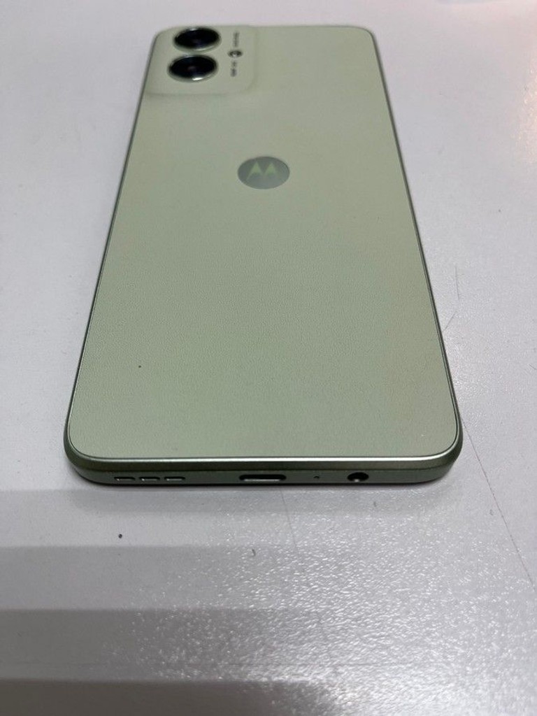 Дешево Motorola moto g55 8/256gb з ломбарду