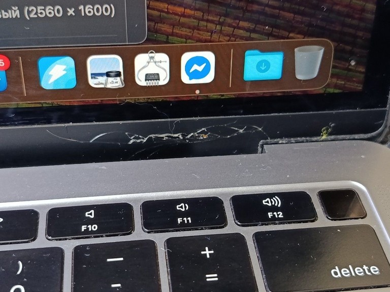 Apple macbook air a1932 13,3" core i5 1,6ghz/ram8gb/ssd128gb/intel uhd graphics 617 Код:01-201033861. Зображення 5
