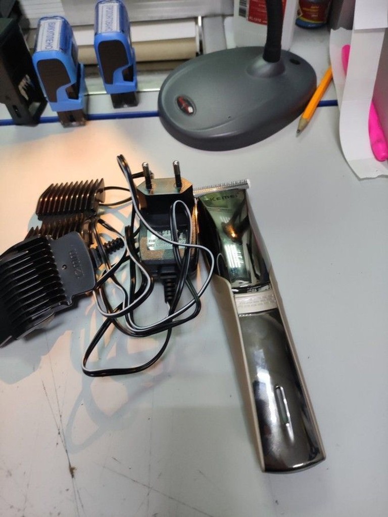 Купити Kemei km-5018 Б/У