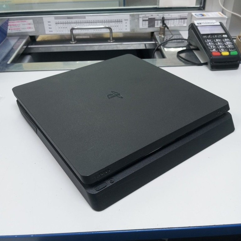 Оголошення Sony playstation 4 slim 1tb / 2 контролери Б/У