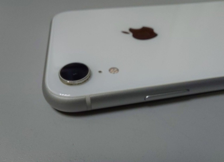 Apple iphone xr 64gb Код:01-201094745. Изображение 7