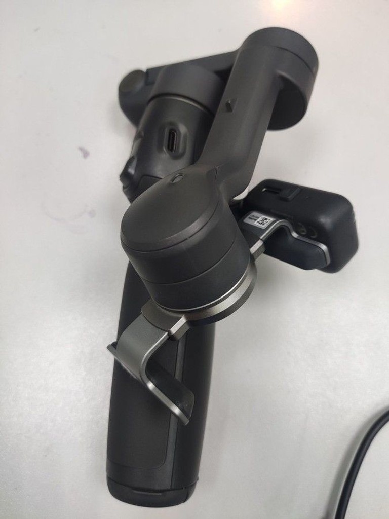 Дешиво Dji osmo mobile 7p с ломбарда