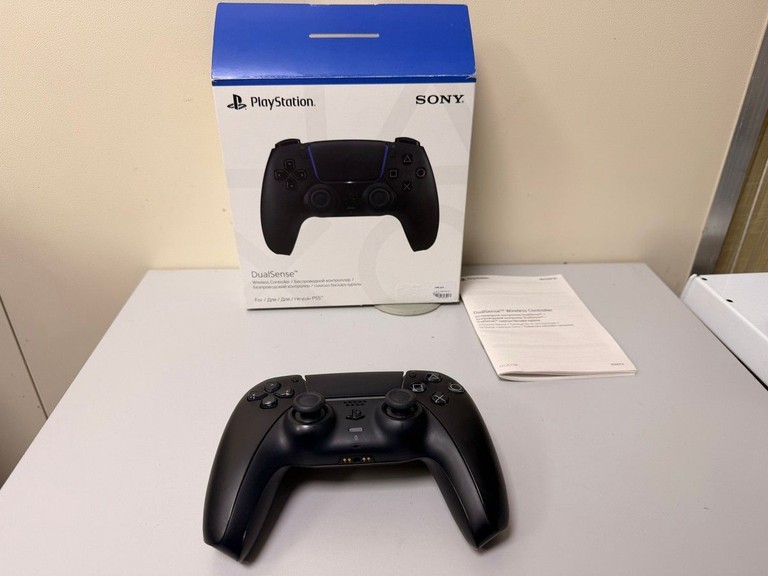 Купити Sony DualSense Black Б/У