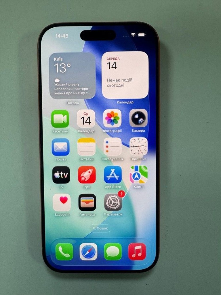 Купить Apple iPhone 17 Pro 256GB Deep Blue (MG8J4) Б/У