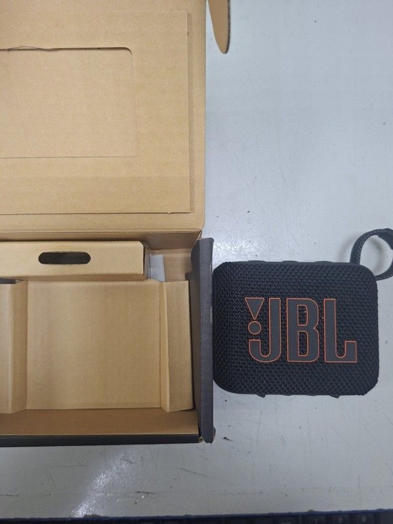 Купить Jbl go 4 Б/У