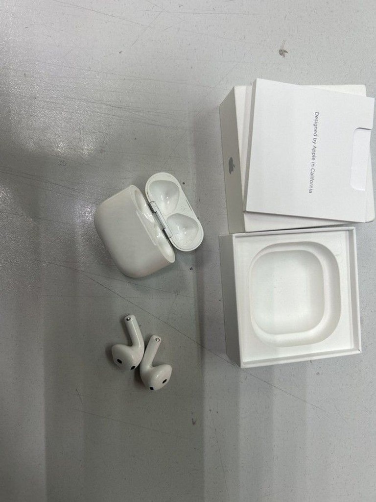 Оголошення Apple airpods 4 Б/У