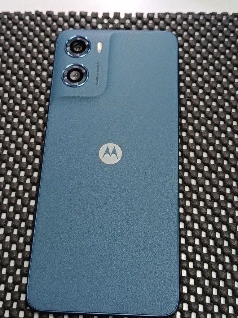 Дешиво Motorola moto g06 4g 4/256gb с ломбарда