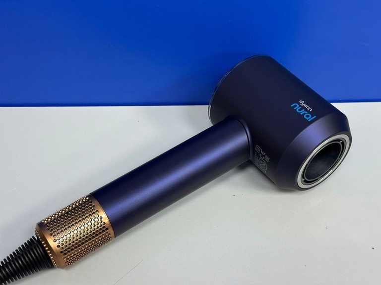 Купити Dyson supersonic hd16 nural Б/У