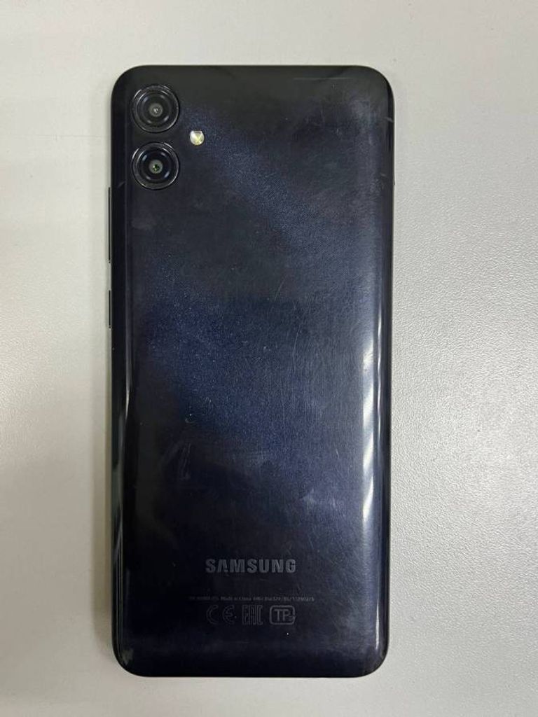 Samsung galaxy a04e 3/32gb