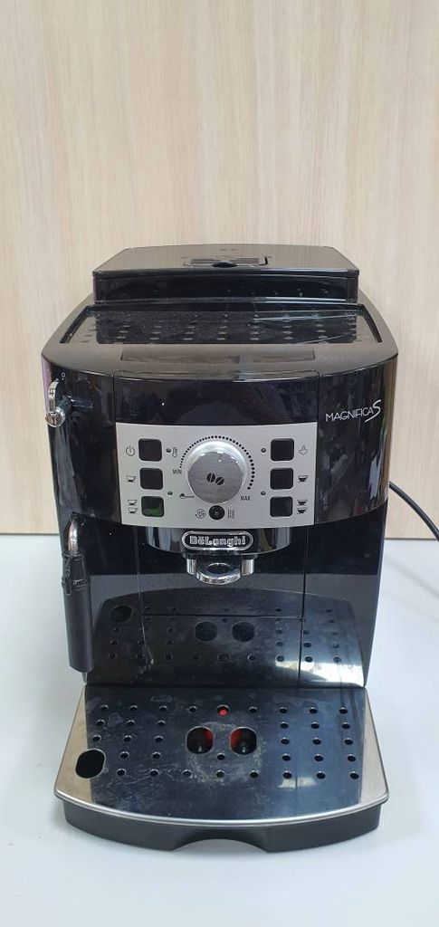 Delonghi Magnifica S ECAM 22.112.B