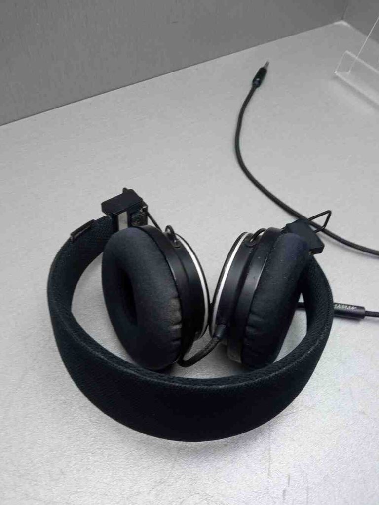 Дешиво Urbanears plattan с ломбарда