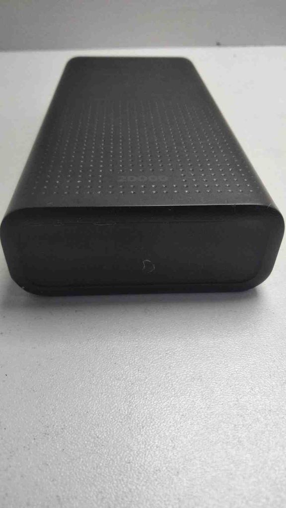 Дешево Canyon PB-2001 20000mAh Black CNE-CPB2001B (5291485008307) з ломбарду