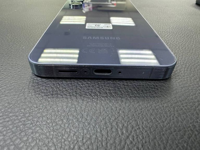 Samsung galaxy a55 5g 8/256gb Код:01-200439710. Изображение 8