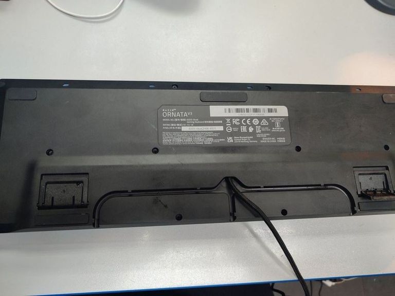 Дешиво Razer ornata v3 tkl rgb 84key mecha-membrane switch ukr с ломбарда