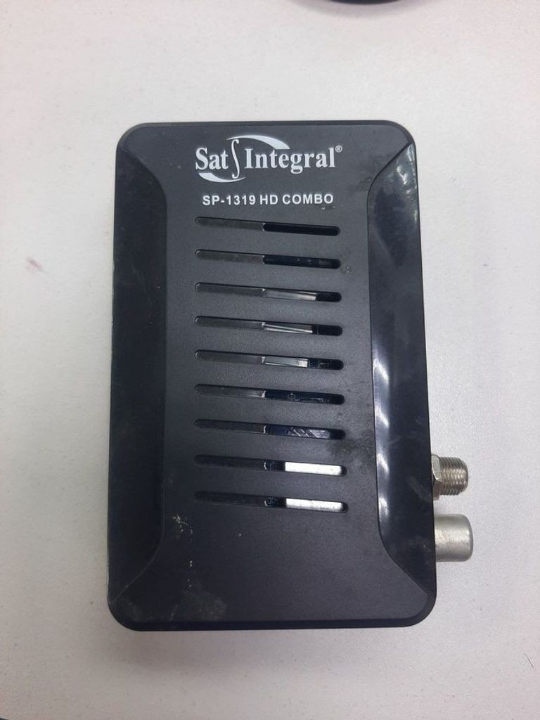 Купити Sat-integral SP-1319 HD Combo Б/У