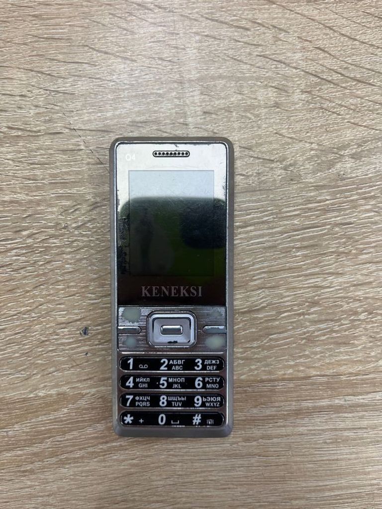 Купить Keneksi q4 Б/У