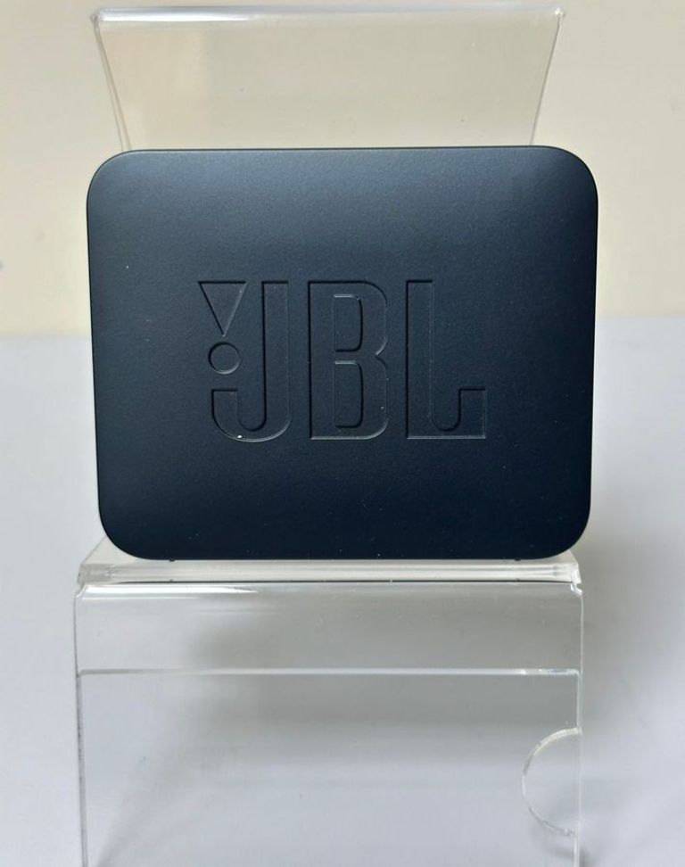 Оголошення Jbl go essential Б/У
