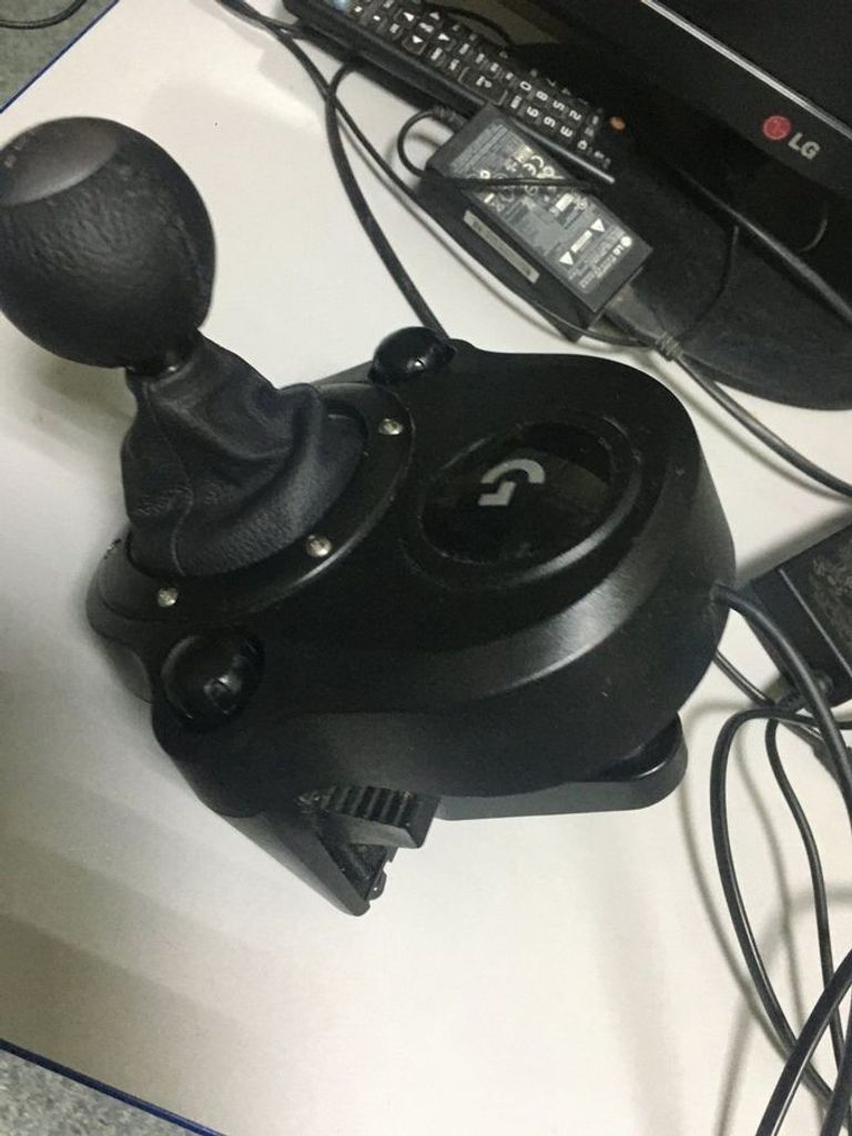 Объявление Logitech G Driving Force Shifter (941-000119, 941-000130) Б/У