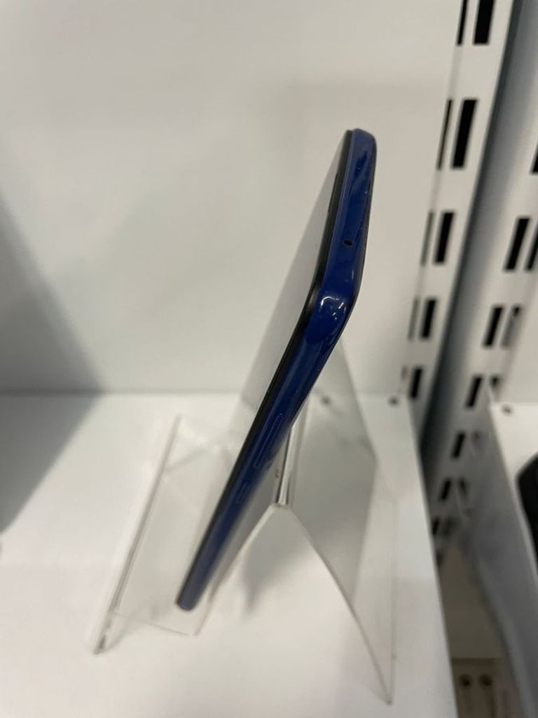 Розпродаж Xiaomi Redmi 8 4/64GB Blue, продавець Техноскарб