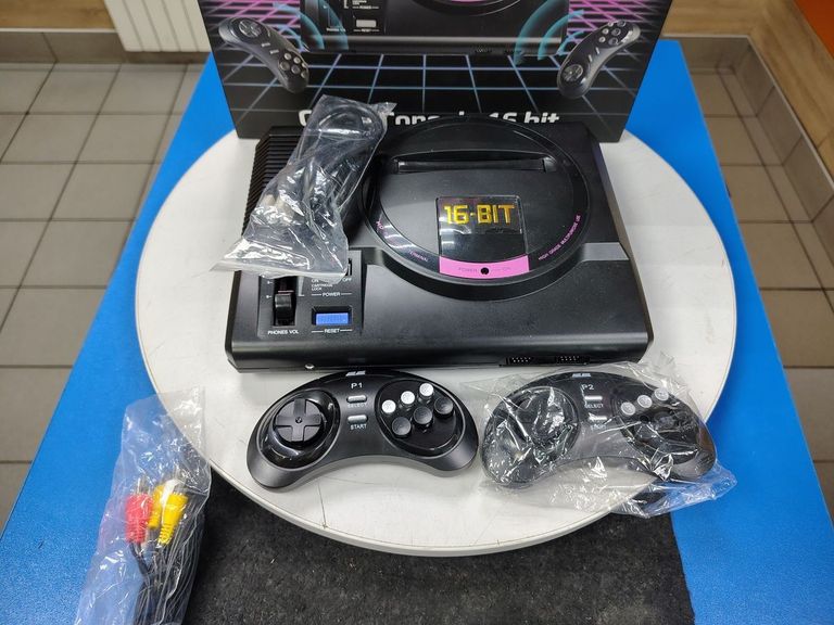 Дешиво 2E game cosole 16 bit с ломбарда
