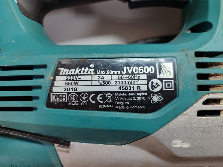 Дешево Makita JV0600K з ломбарду