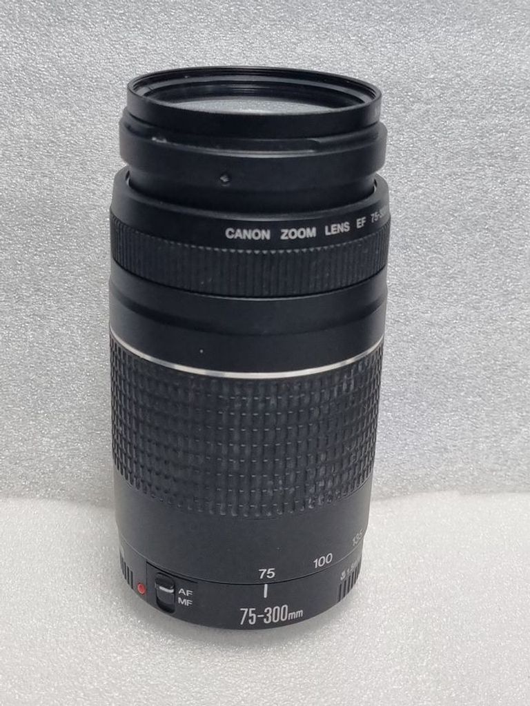 Купить Canon EF 75-300mm f/4-5,6 III (6473A0150 Б/У